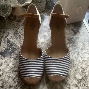 Adorable wedge shoes from Vintage 7 Eight size 10